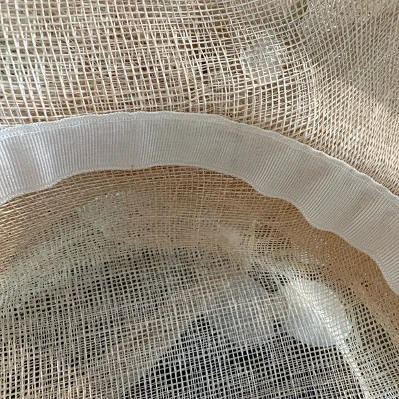 Kentucky Derby / Wedding / Occasion Hat – Champagne - Picture 7 of 11